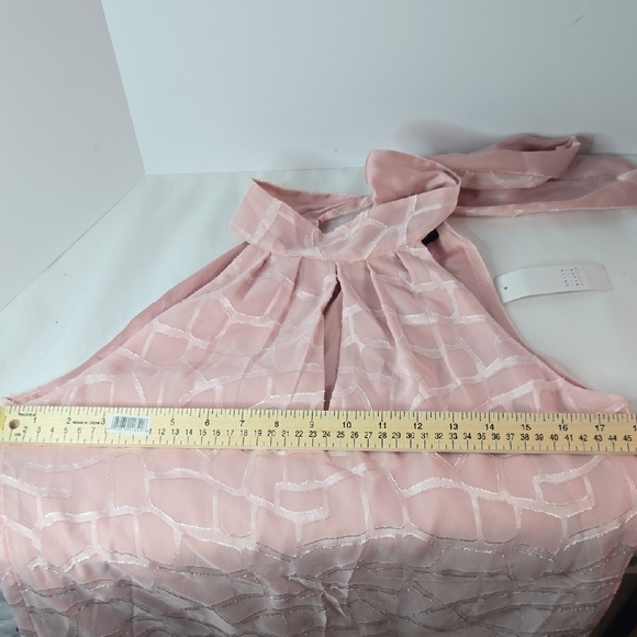 White House Black Market Sleeveless Key Hole Animal Print Blush Size 2 - Picture 9 of 9